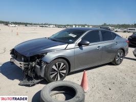 Nissan Altima - zobacz ofertę