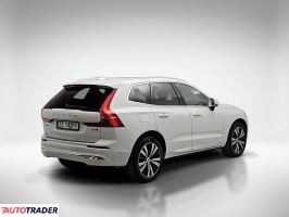 Volvo XC60 2022 2.0 250 KM