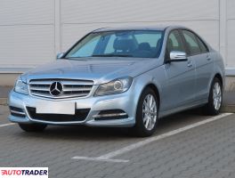 Mercedes C-klasa 2012 1.8 154 KM