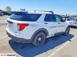 Ford Explorer 2022 3