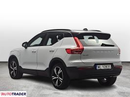 Volvo XC40 2021 1.5 180 KM