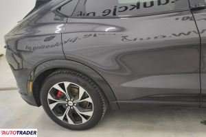 Ford Mustang 2021 351 KM