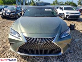 Lexus ES 2021