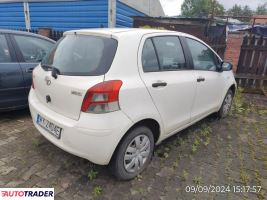 Toyota Yaris 2011 1.0 69 KM