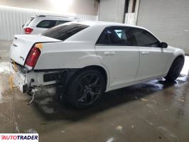 Chrysler 300C 2021 3