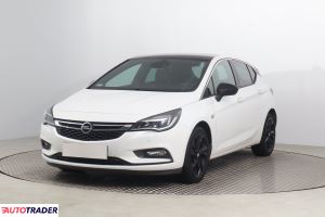 Opel Astra 2018 1.4 147 KM