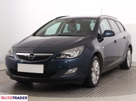 Opel Astra 2012 1.4 138 KM