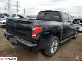 Nissan Titan 2021 5