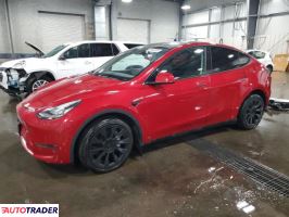 Tesla Model Y - zobacz ofertę