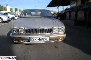 Jaguar XJ 1999 4 264 KM Jaguar XJ 1999 4 264 KM