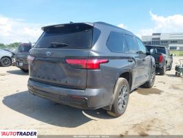 Toyota Sequoia 2023 3