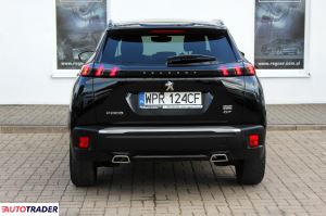 Peugeot 2008 2022 1.2 130 KM