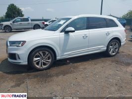 Audi Q7 2021 3