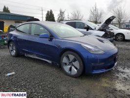 Tesla Model 3 2022