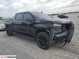 Chevrolet Silverado 2021 3