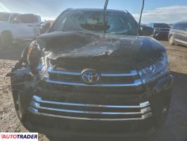 Toyota Highlander 2019 3