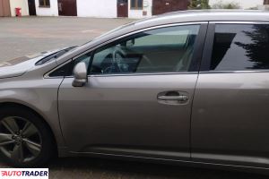 Toyota Avensis 2014 2.0 124 KM