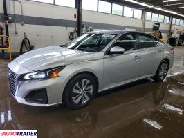 Nissan Altima - zobacz ofertę