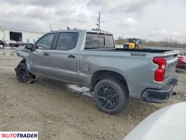 Chevrolet Silverado 2025 5