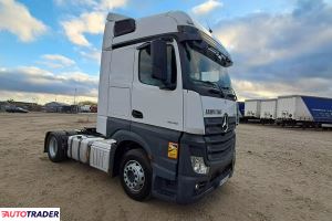 Mercedes Actros