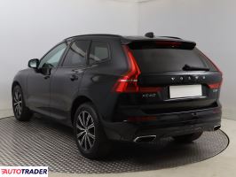 Volvo XC60 2019 2.0 246 KM