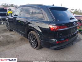 Audi Q7 2020 3