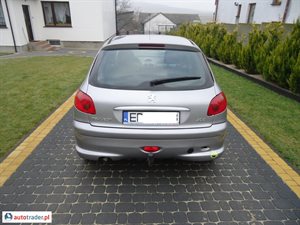 Peugeot 206 2005 1.4 74 KM Peugeot 206 2005 1.4 74 KM