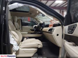 Lincoln Navigator 2021 3