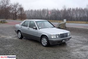 Mercedes W-201 (190) 1989 2.0 118 KM