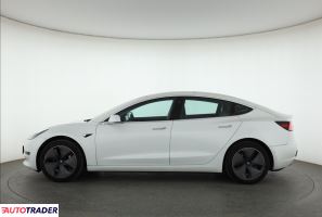 Tesla Model 3 2019 301 KM