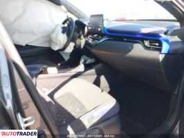Toyota C-HR 2021 2 Toyota C-HR 2021 2