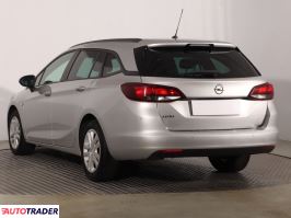 Opel Astra 2020 1.2 108 KM