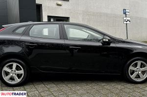 Volvo V40 2016 2.0 120 KM