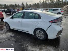 Hyundai IONIQ Hybrid 2021 1