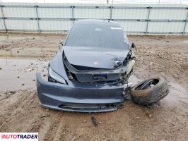 Tesla Model 3 2024