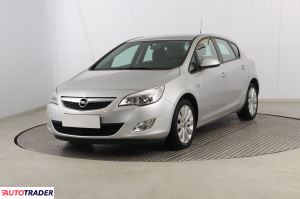 Opel Astra 2011 1.6 113 KM Opel Astra 2011 1.6 113 KM