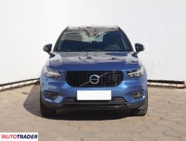 Volvo XC40 2018 2.0 187 KM