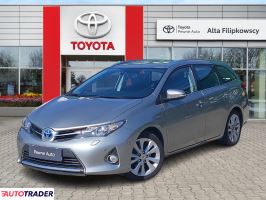 Toyota Auris 2014 1.8 136 KM