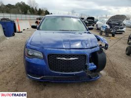 Chrysler 300C 2019 3