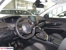 Peugeot 3008 2021 1.2 130 KM