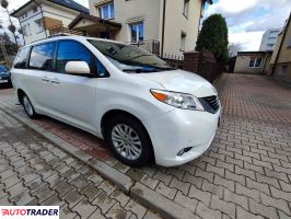 Toyota Sienna 2017 3.5 296 KM