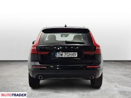 Volvo XC60 2019 2.0 150 KM