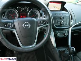 Opel Zafira 2015 1.6 120 KM