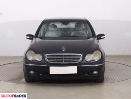 Mercedes C-klasa 2001 2.1 140 KM