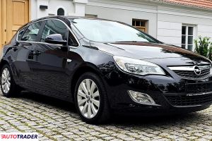 Opel Astra 2011 1.4 140 KM Opel Astra 2011 1.4 140 KM