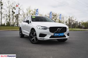 Volvo XC60 2021 2.0 194 KM