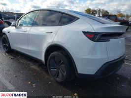 Tesla Model Y 2026