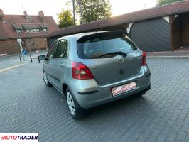 Toyota Yaris 2005 1.3 87 KM Toyota Yaris 2005 1.3 87 KM