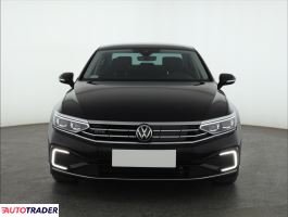 Volkswagen Passat 2021 1.4 214 KM