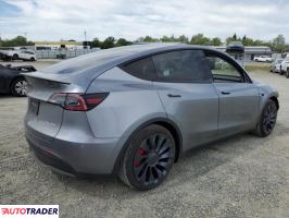 Tesla Model Y 2025 Tesla Model Y 2025